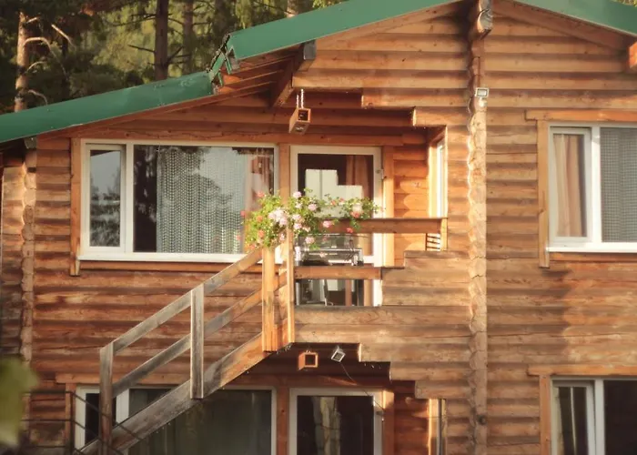 Petrovmotopunkt Lodge *